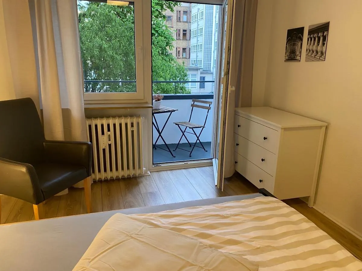 Moll Suites -Next To Congress Hall-City Center Mannheim Germany